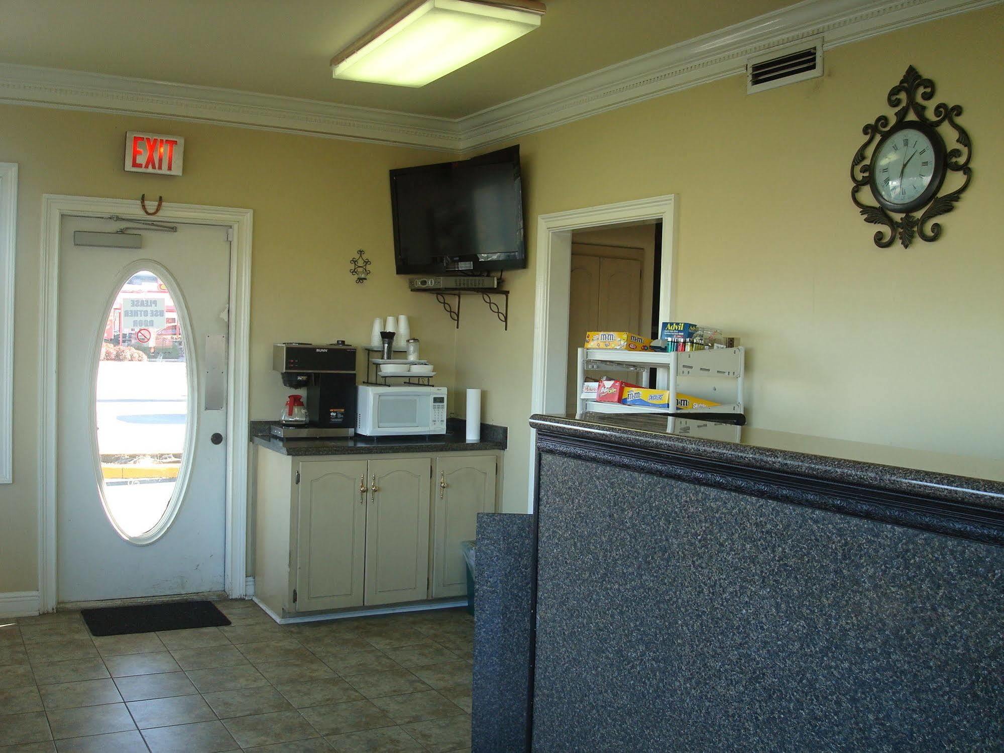 Adams Inn Dothan Exterior foto